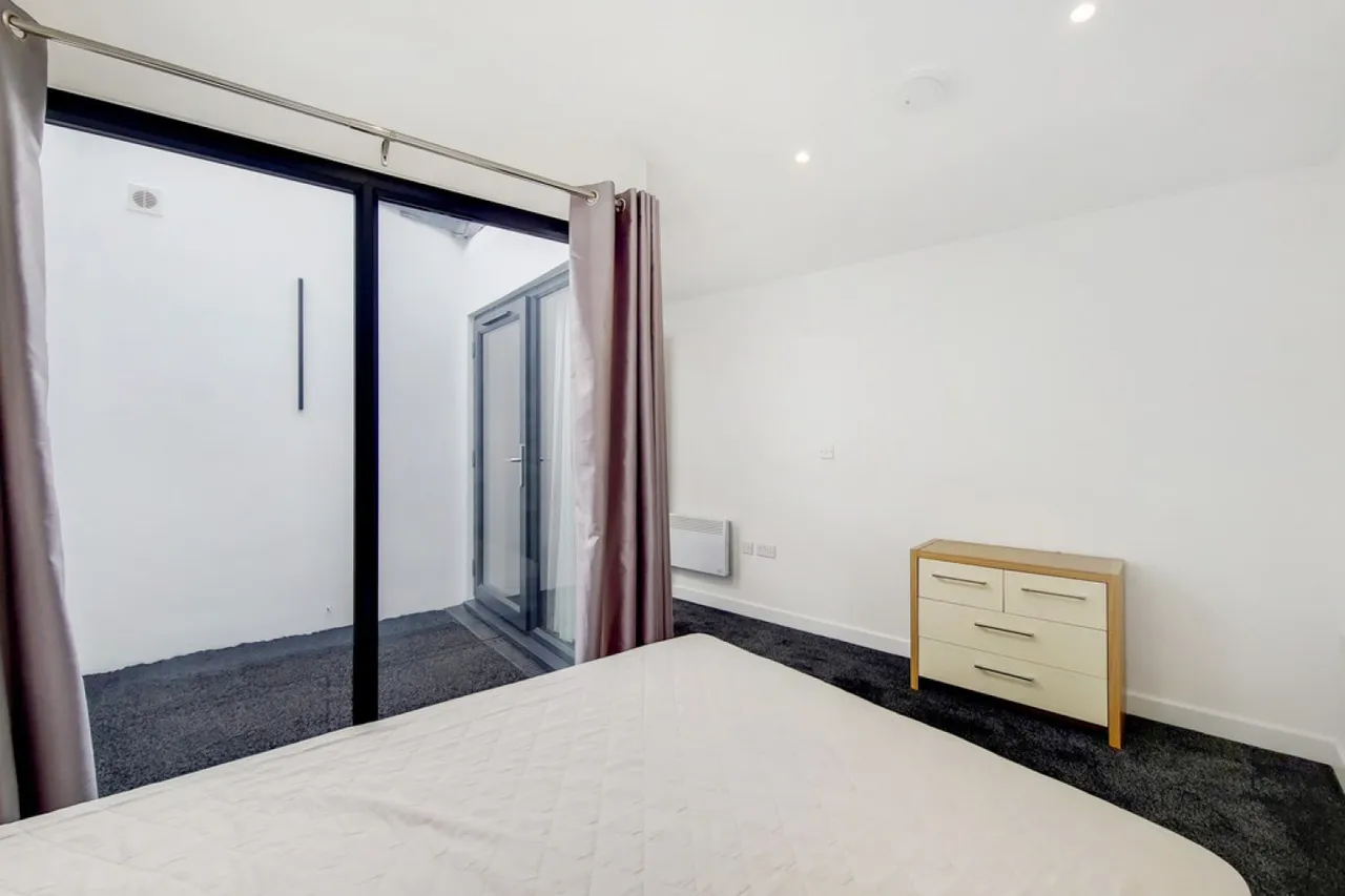 Gibbon Mews, Kingston Upon Thames, photo 7