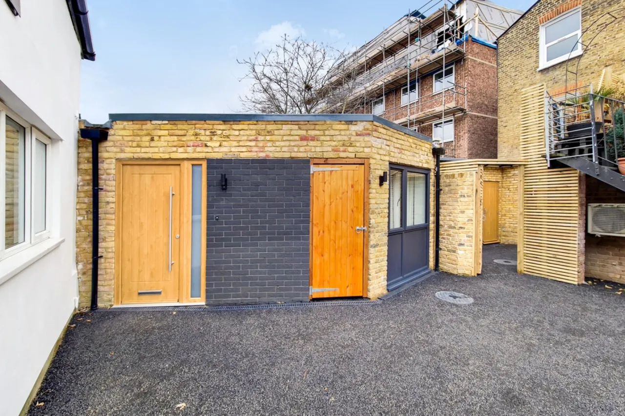 1 bed flat to rent — Gibbon Mews, Kingston Upon Thames