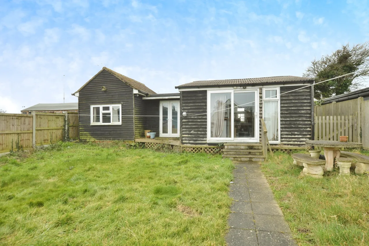 Dunes Road, Greatstone, New Romney, Kent, TN28, photo 6