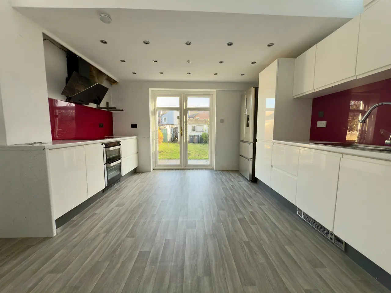 St. Andrews Road, Gosport, photo 3