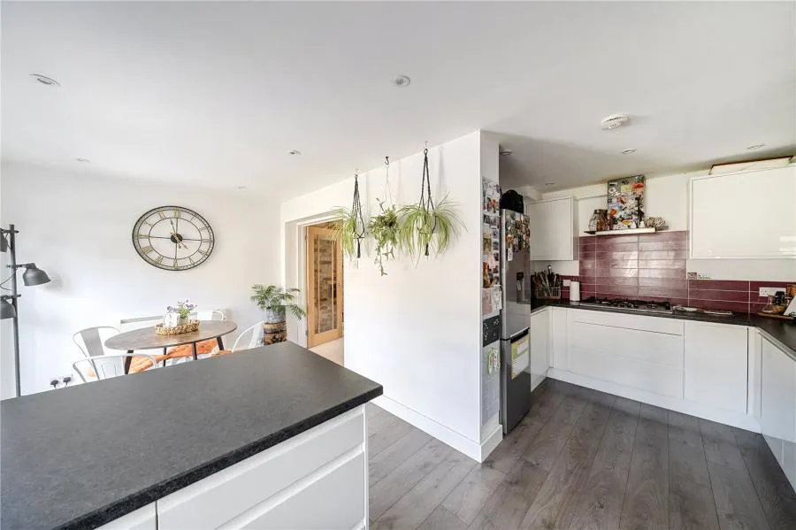 Ullswater Close, Lightwater, GU18, photo 11