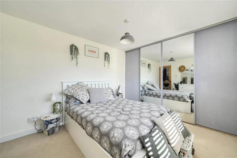 Ullswater Close, Lightwater, GU18, photo 18