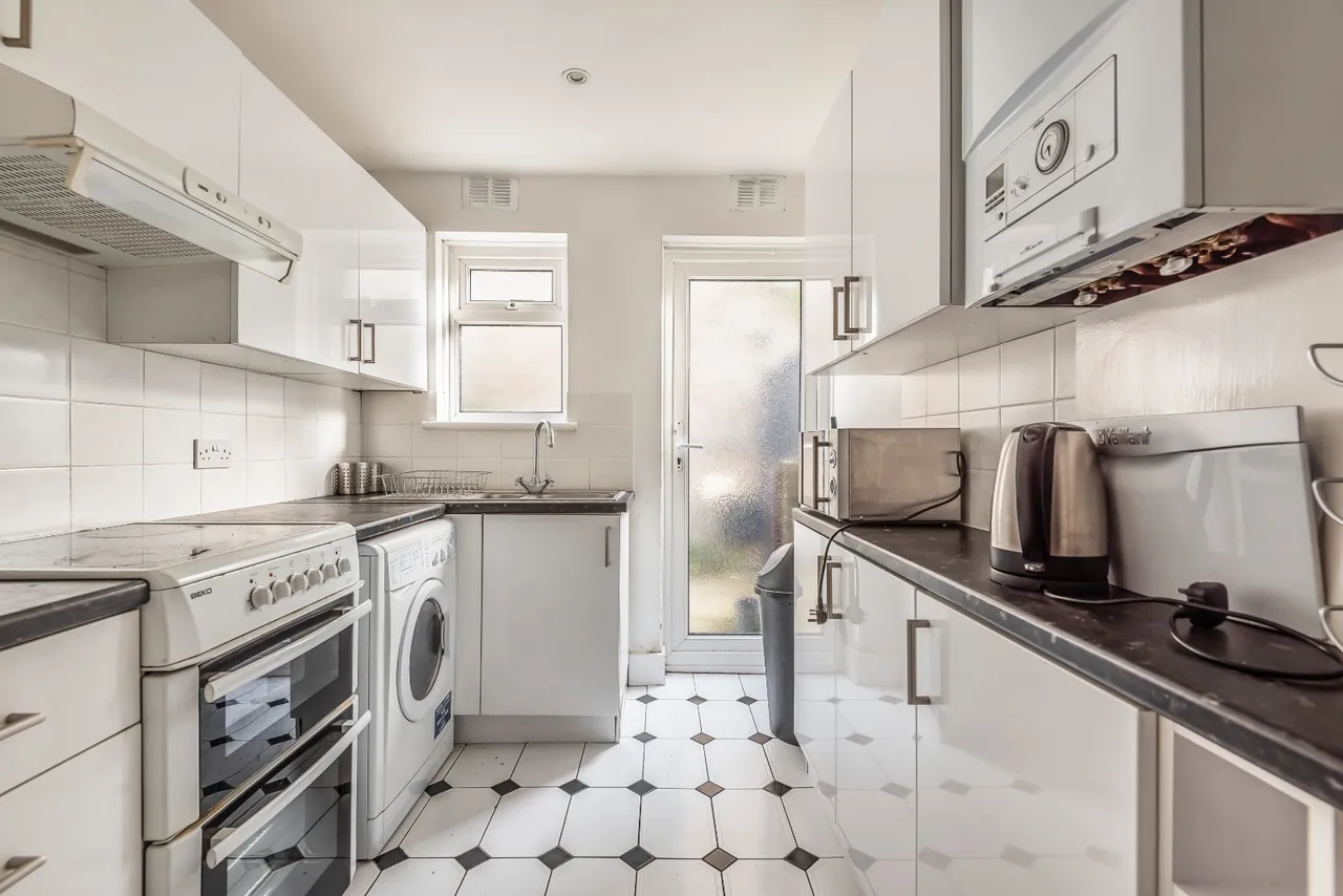 Balvernie Grove, Southfields, SW18, photo 3