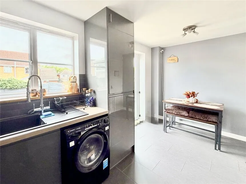 Manor Fields, Great Houghton, Barnsley, S72, photo 7
