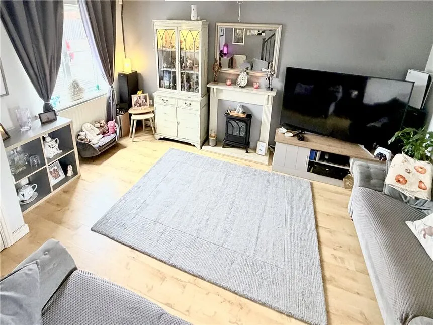 Manor Fields, Great Houghton, Barnsley, S72, photo 4