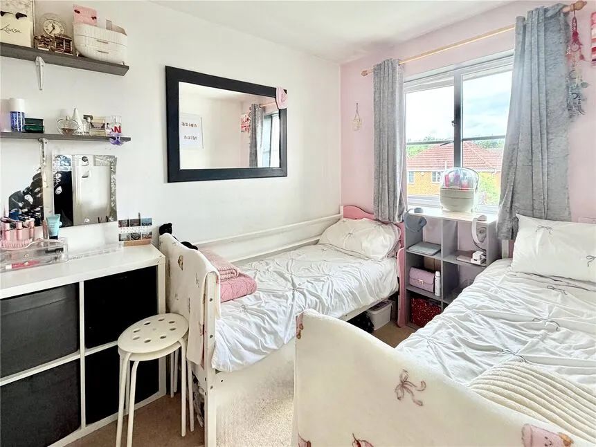 Manor Fields, Great Houghton, Barnsley, S72, photo 12