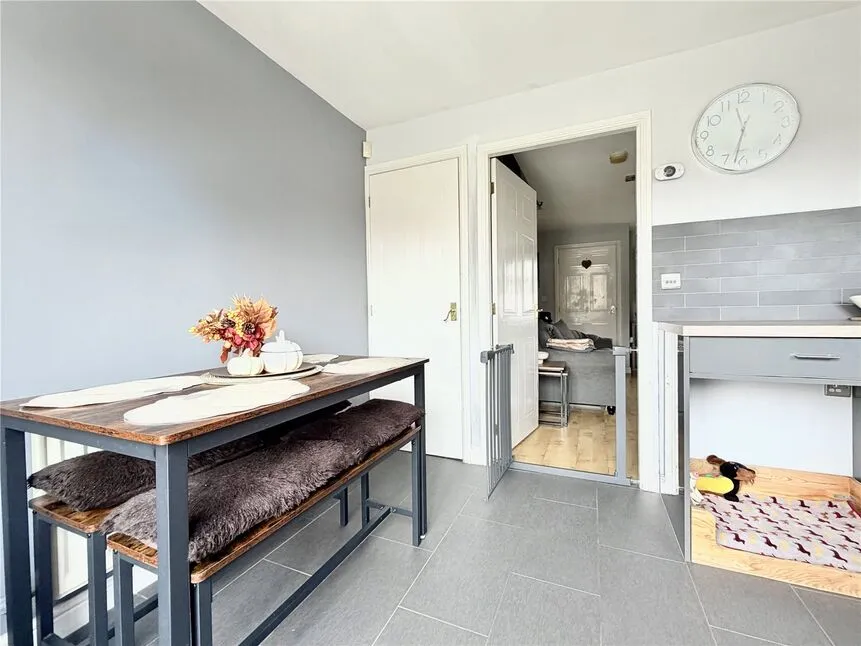 Manor Fields, Great Houghton, Barnsley, S72, photo 8