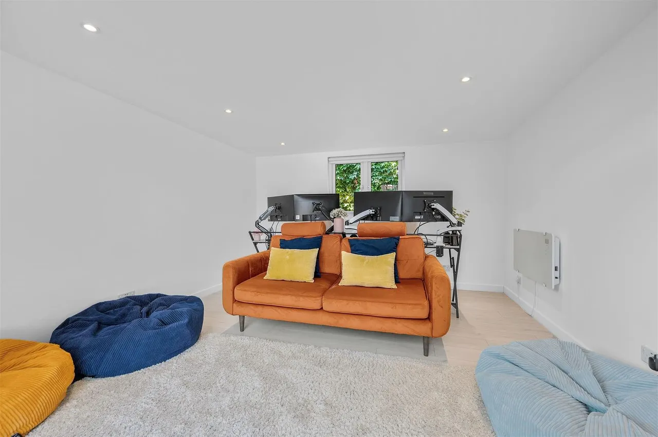 Elm Road, New Malden KT3 3HB, photo 10