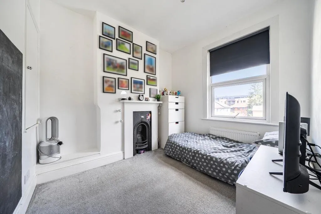 Wilton Road, Redhill, RH1, photo 16