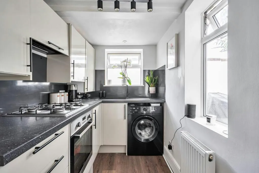 Wilton Road, Redhill, RH1, photo 9