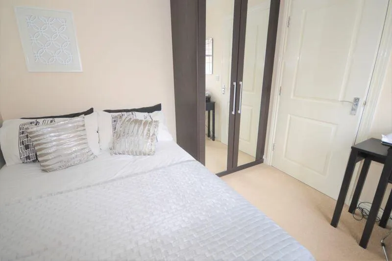 Scarlett Avenue, Wendover, HP22, photo 6