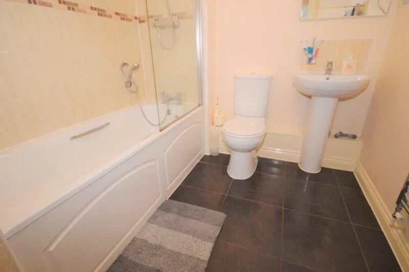 Scarlett Avenue, Wendover, HP22, photo 4