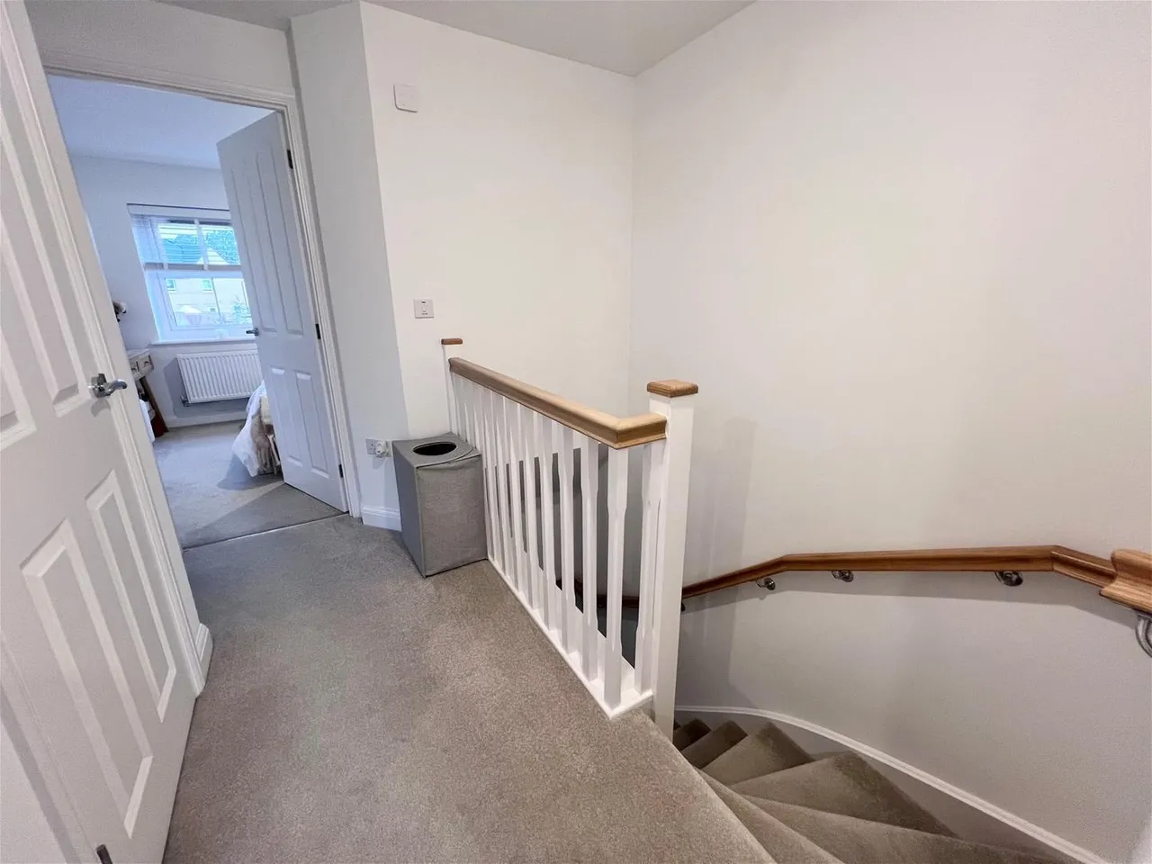Great Barton Hill Road, Gillingham, SP8, photo 9