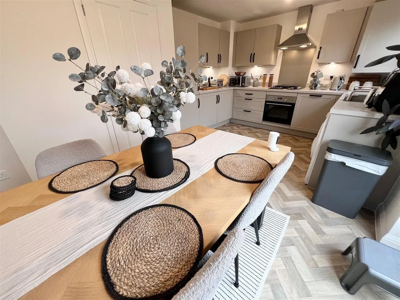 Great Barton Hill Road, Gillingham, SP8, photo 5