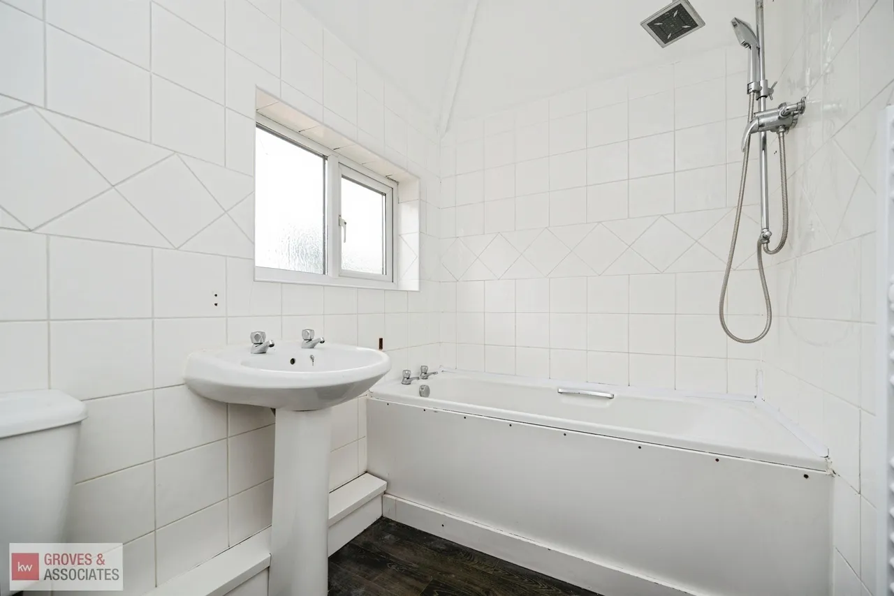 Waddington Avenue, Birmingham, B43, photo 13