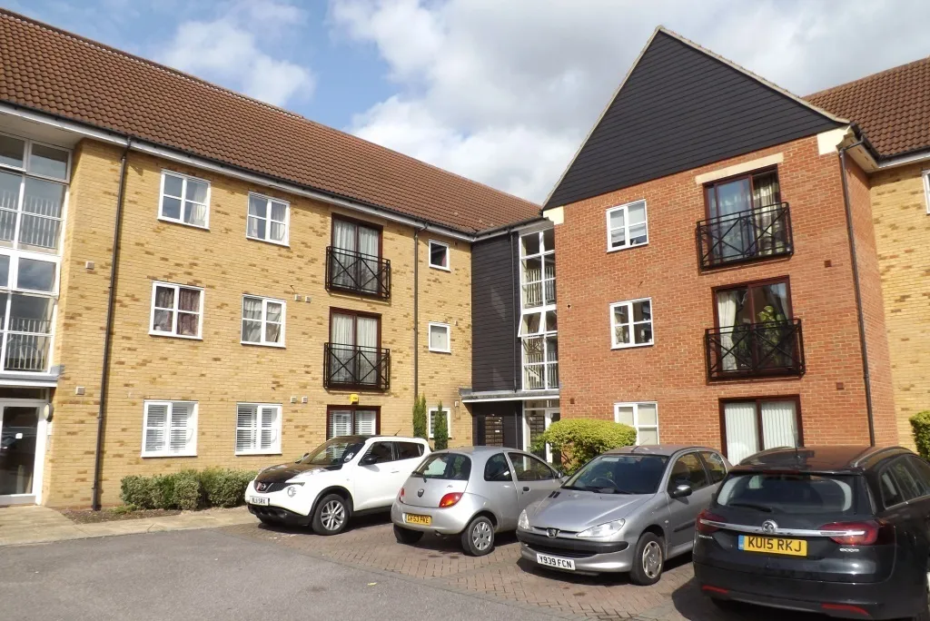 2 bed flat to rent — Trelawney Place, Chafford Hundred