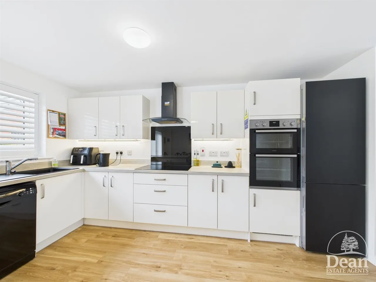 Potter Grove, Lydney, photo 4