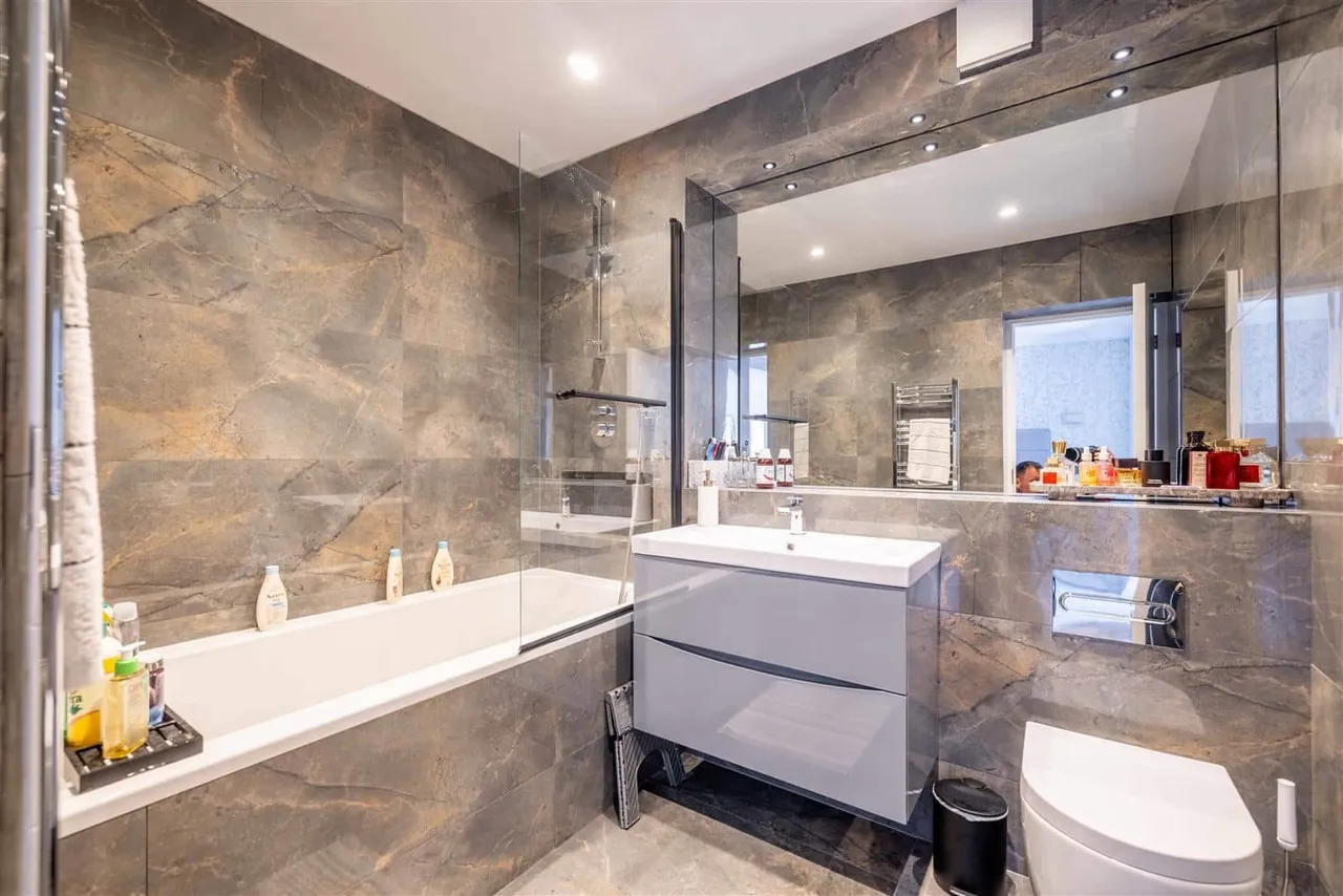 Kentons Lane, Windsor, SL4 4JH, photo 22