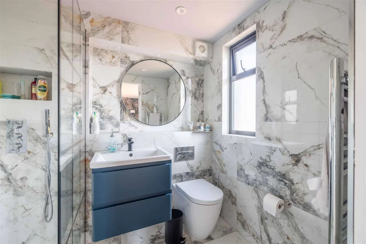 Kentons Lane, Windsor, SL4 4JH, photo 11