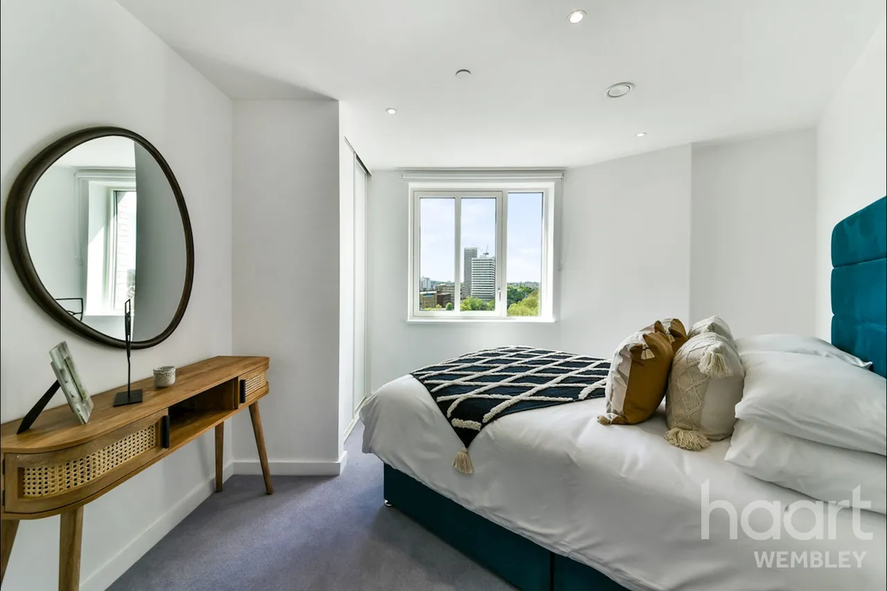 South Way, Wembley, HA9, photo 10