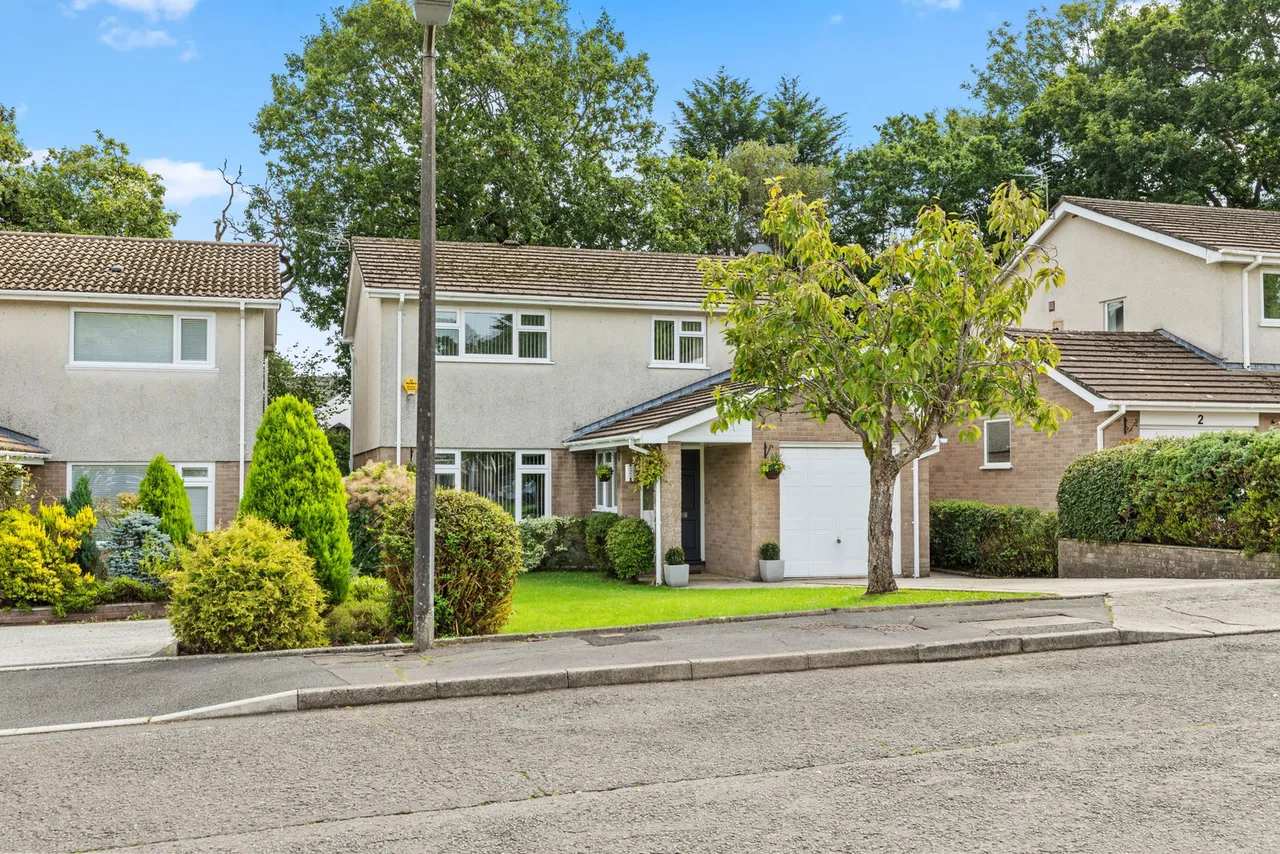 4 bed house for sale, Roper Wright Close, Gowerton, SA4