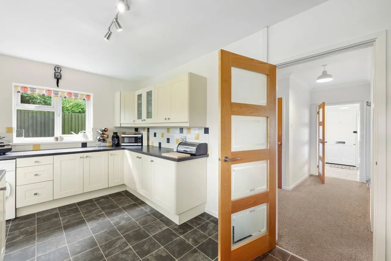 Roper Wright Close, Gowerton, SA4, photo 17