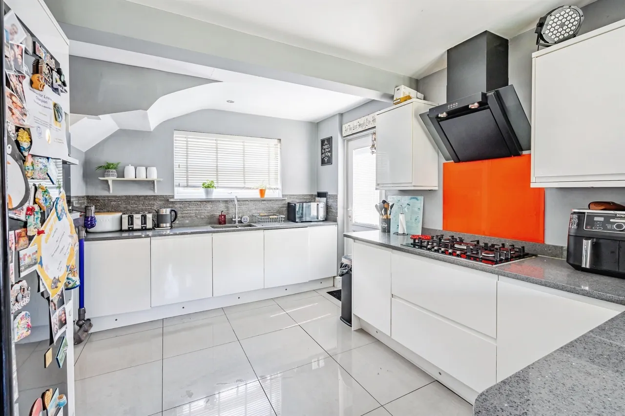 Willoughby Crescent, Eastbourne, BN22, photo 4