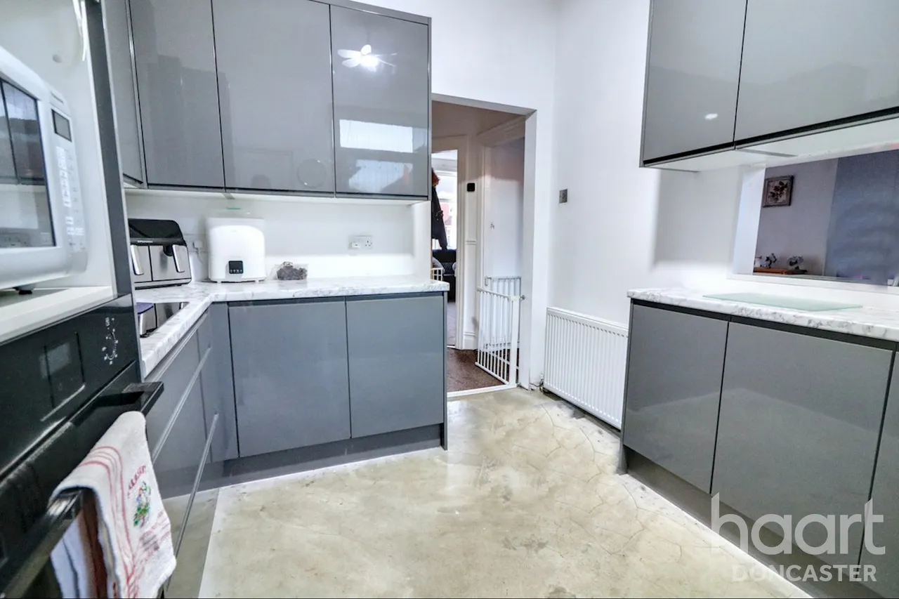 Balmoral Road, Town Moor, DN2, photo 6