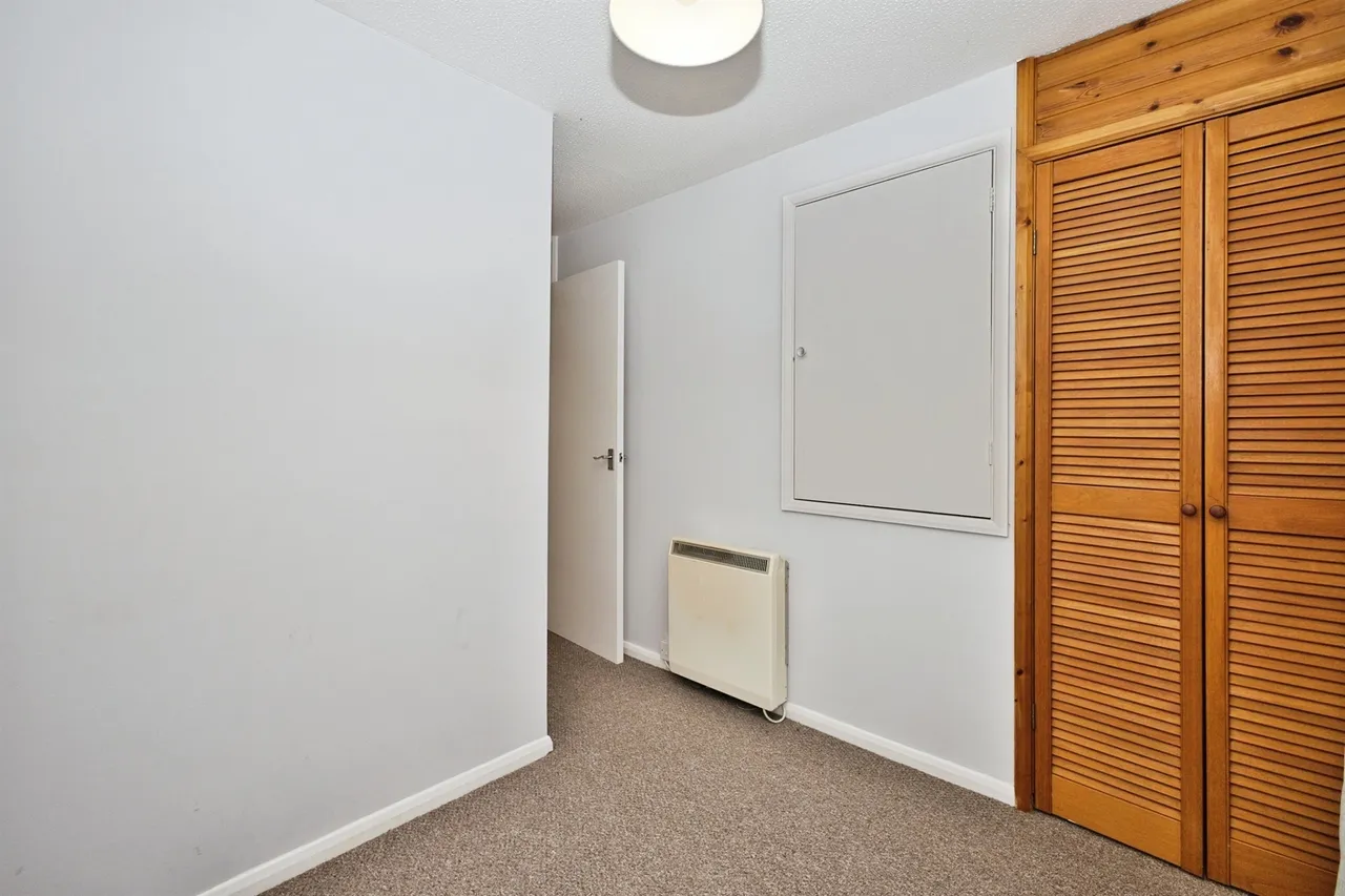 Cavalier Close, Yeovil, photo 10