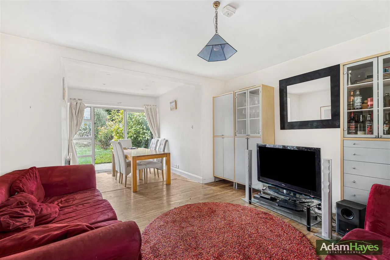 Abbots Gardens, East Finchley, N2, photo 3