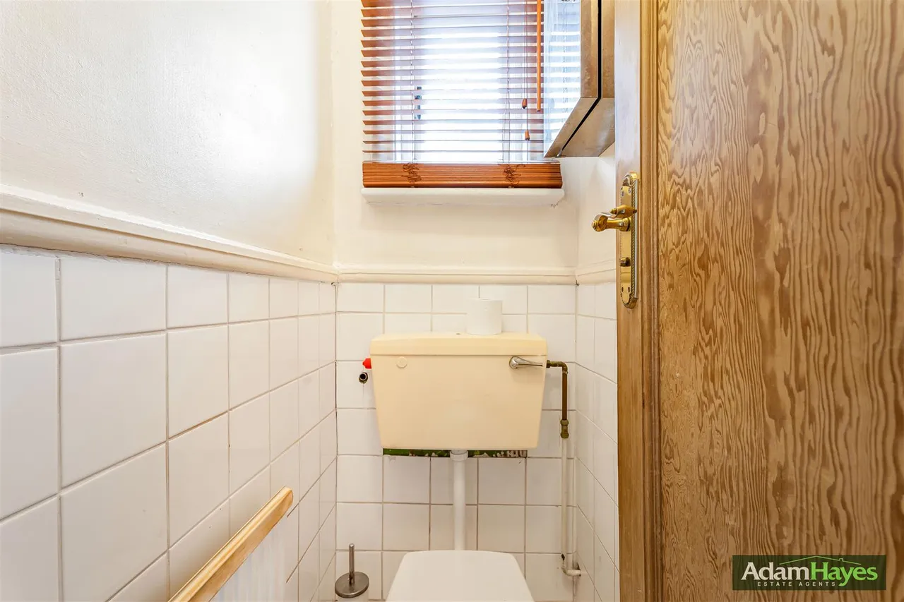 Abbots Gardens, East Finchley, N2, photo 23