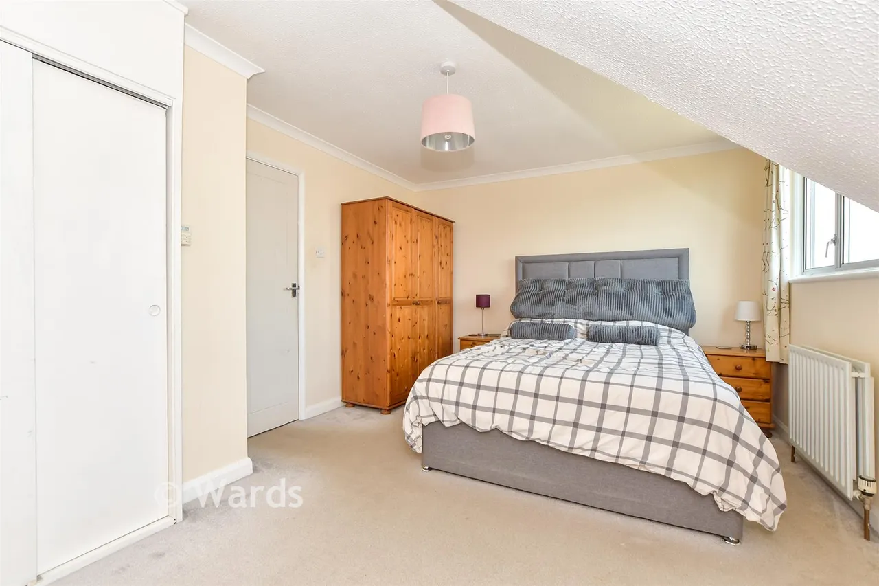 Bankfields, Headcorn, TN27, photo 6
