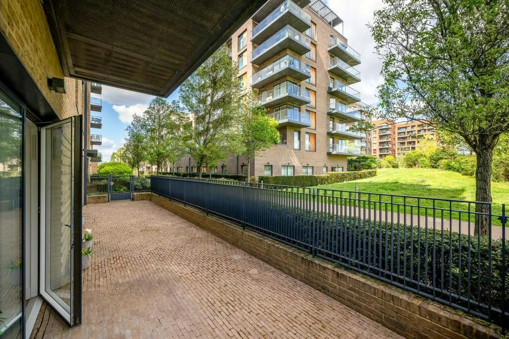 Wallace Court, Kidbrooke Village, London, SE3, photo 12