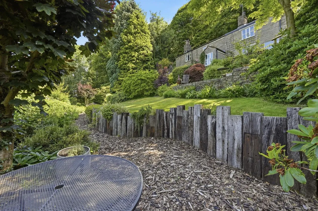 Cheshire View, Kerridge, photo 31