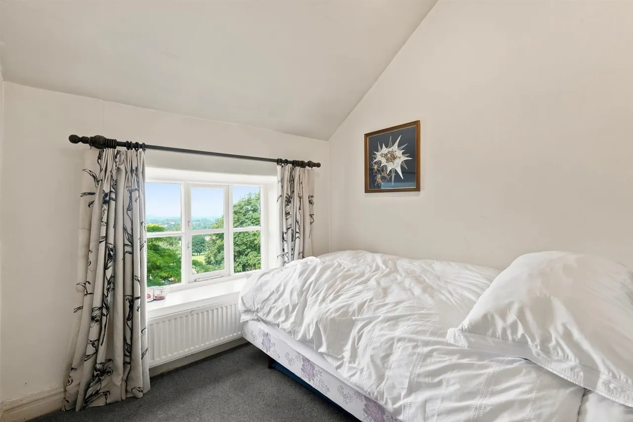 Cheshire View, Kerridge, photo 16