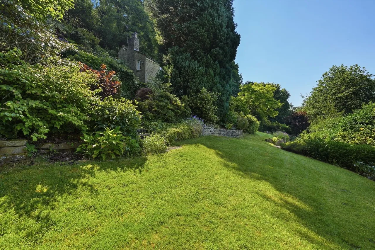 Cheshire View, Kerridge, photo 5