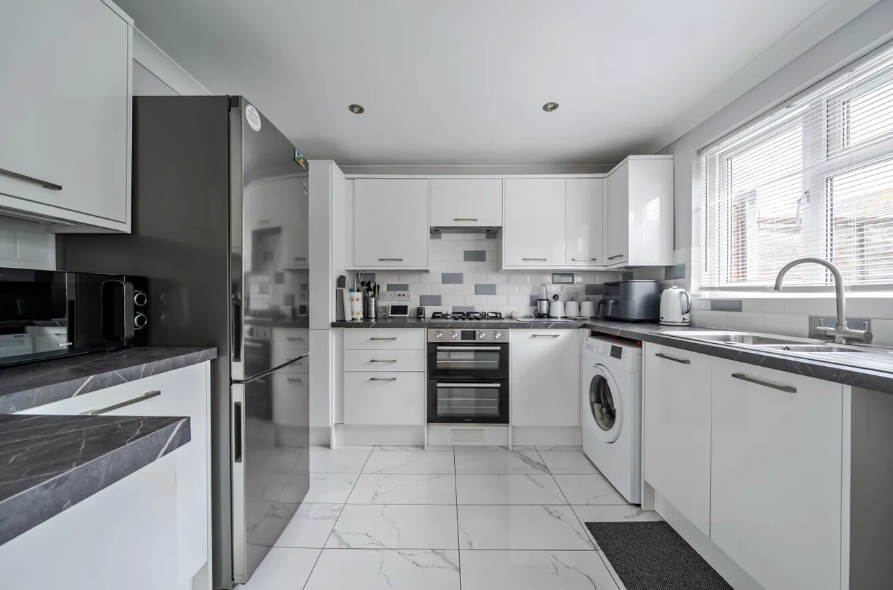 Adhurst Road, Havant, PO9, photo 4