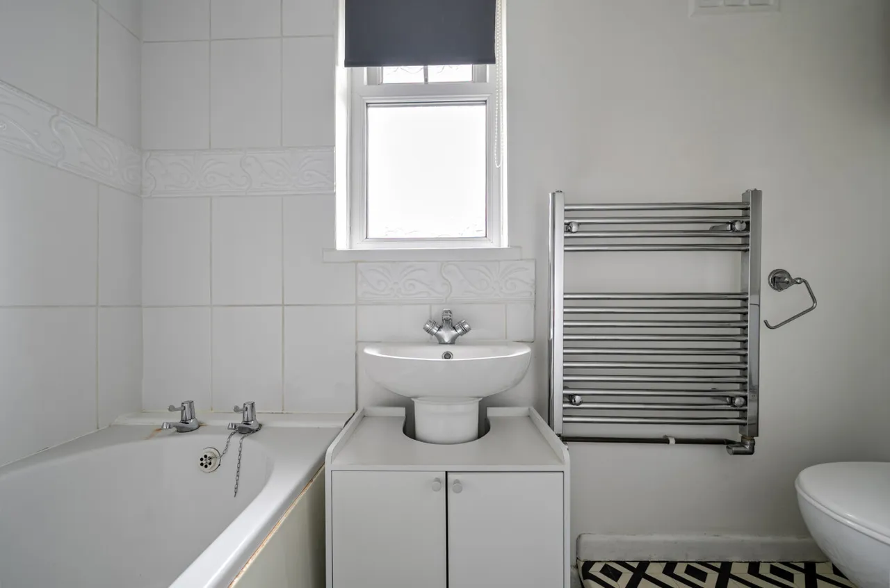 Adhurst Road, Havant, PO9, photo 8