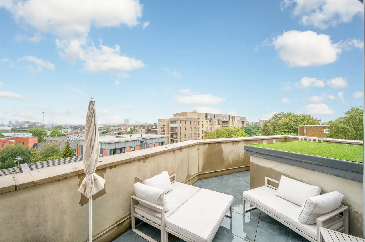 Flat 404, Kassinga House, London, photo 5