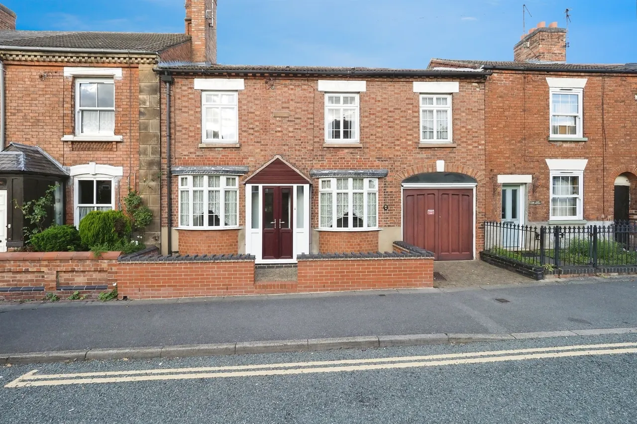 3 bed house for sale, Derby Road, Kegworth, DE74