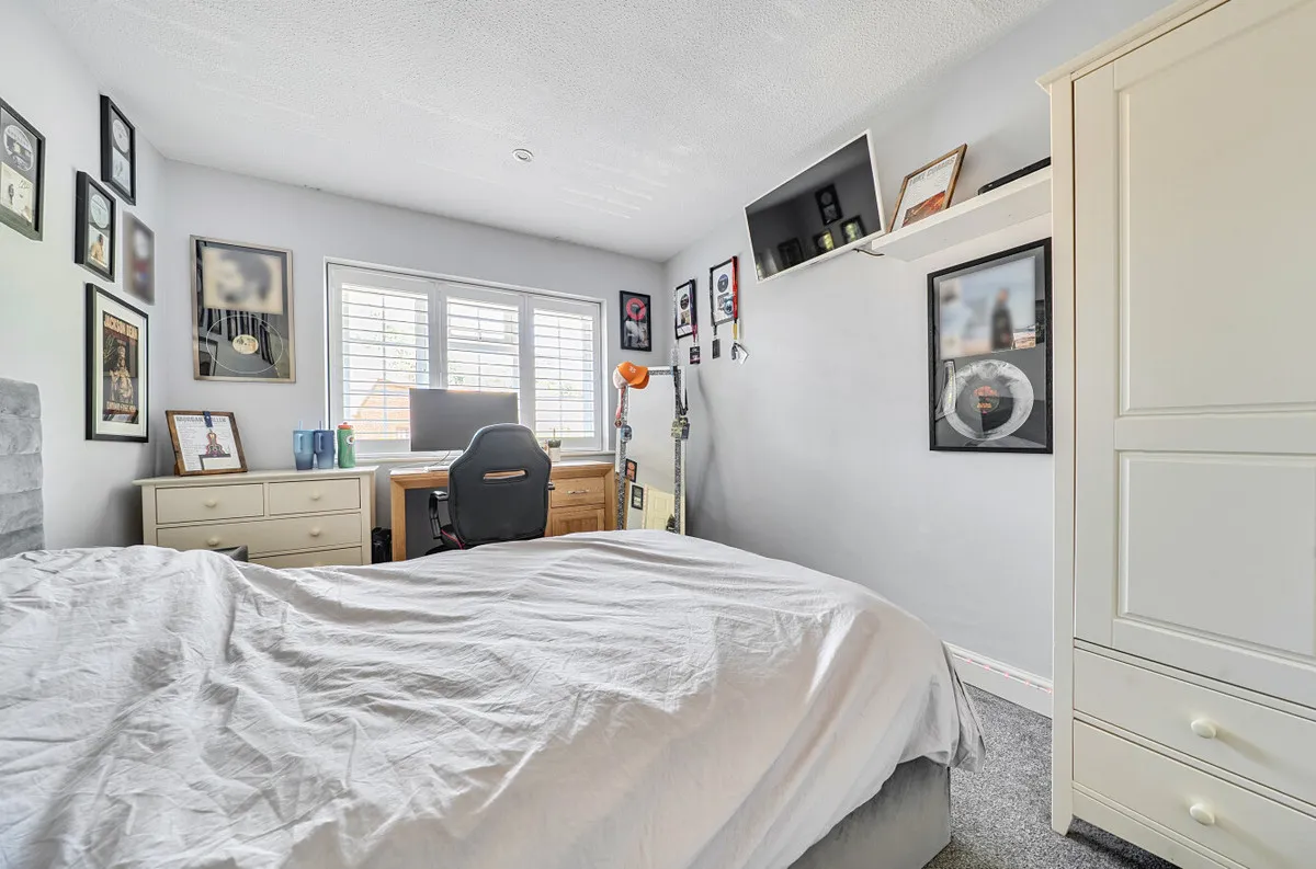 Storrington, RH20 3HL, photo 11