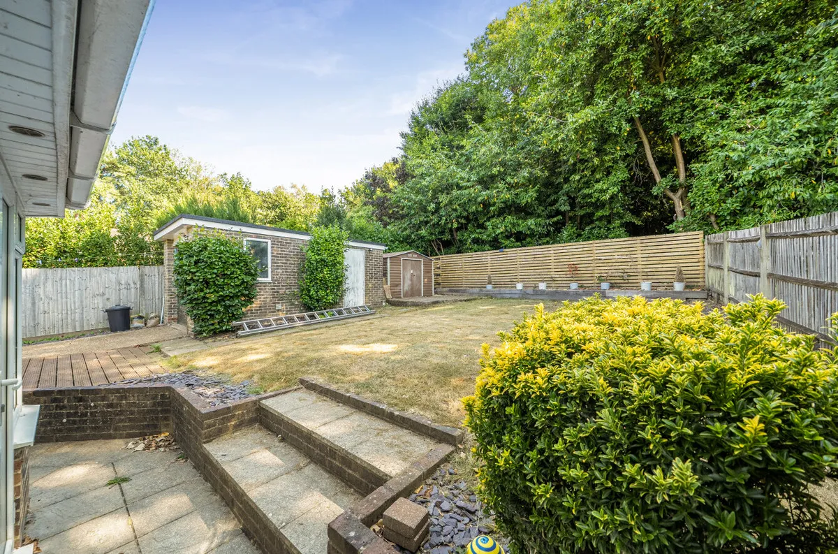 Storrington, RH20 3HL, photo 5