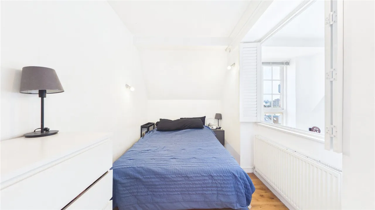 Gatton Road, London, SW17, photo 15