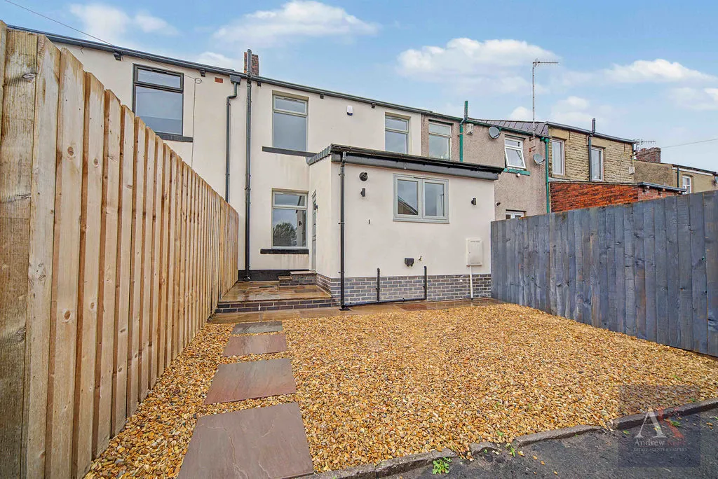 2 bed house for sale — Thomas Street, Littleborough OL15 8PW