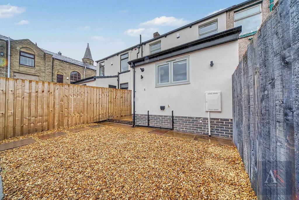 Thomas Street, Littleborough OL15 8PW, photo 17