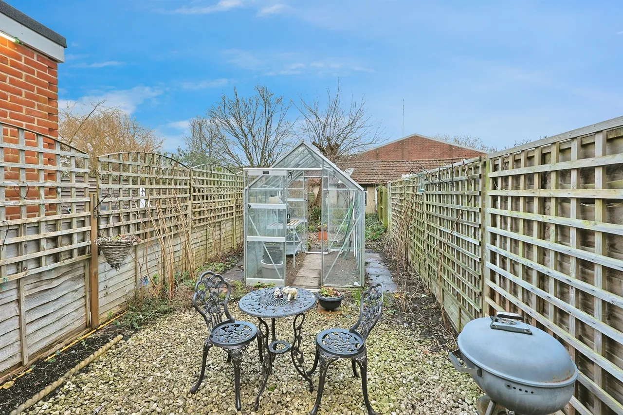 Bath Avenue, DEREHAM, photo 10