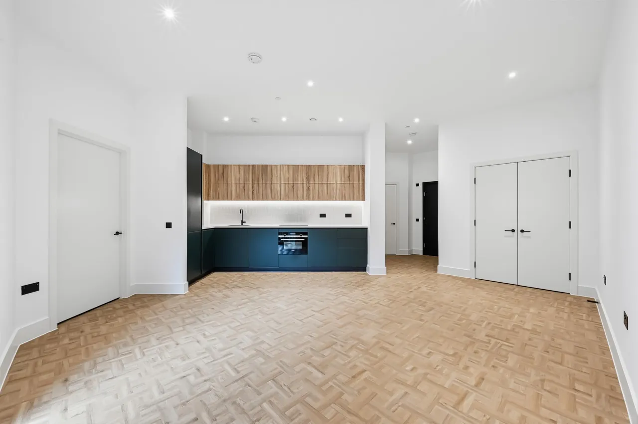 Folgate Apartments, One Clapham, SW11, photo 2
