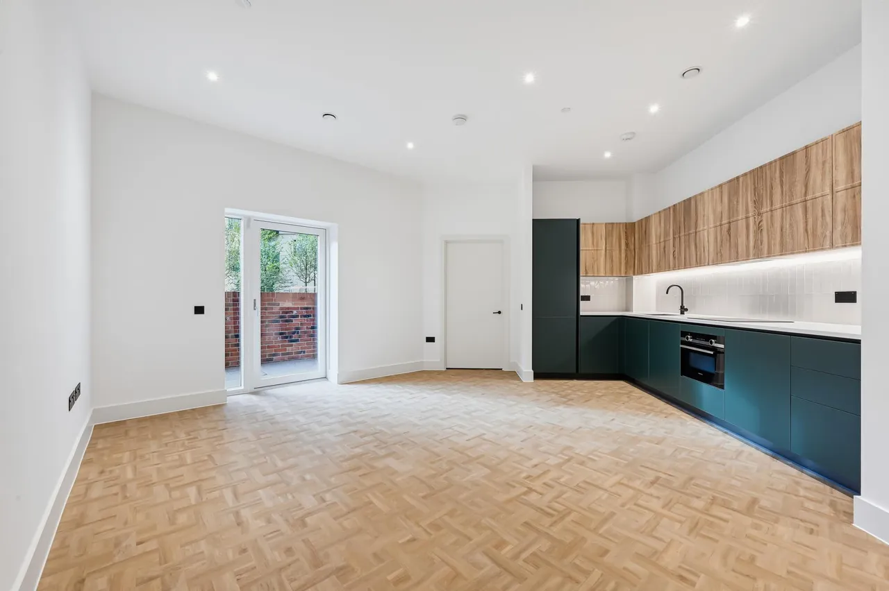 Folgate Apartments, One Clapham, SW11, photo 5