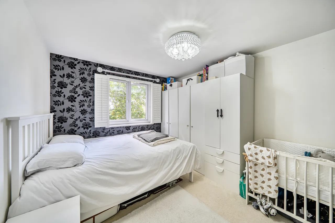 6 Rambler Court, 7 Swynford Gardens, London, photo 7