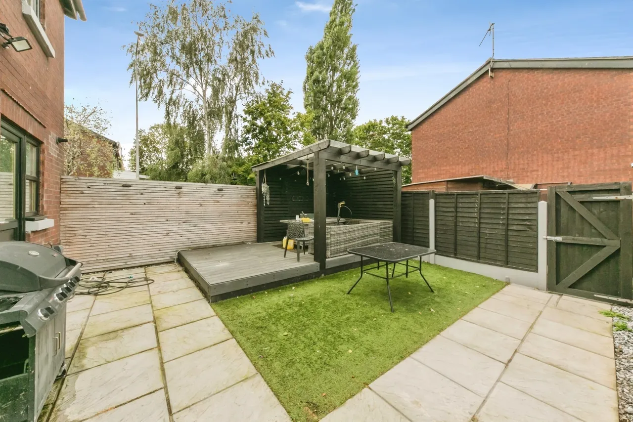 Byron Street, Macclesfield, Cheshire, SK11, photo 3